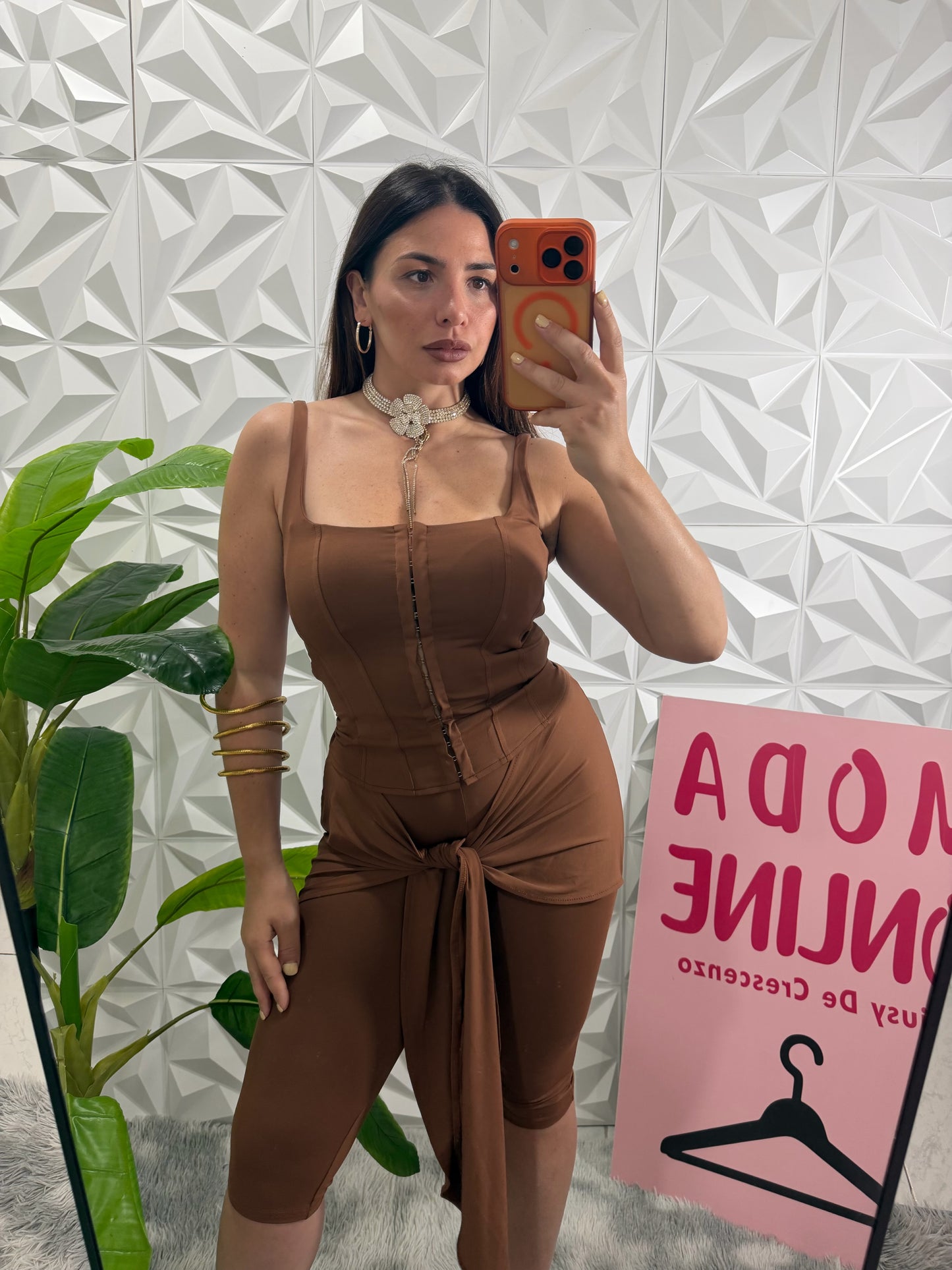 Set Micole